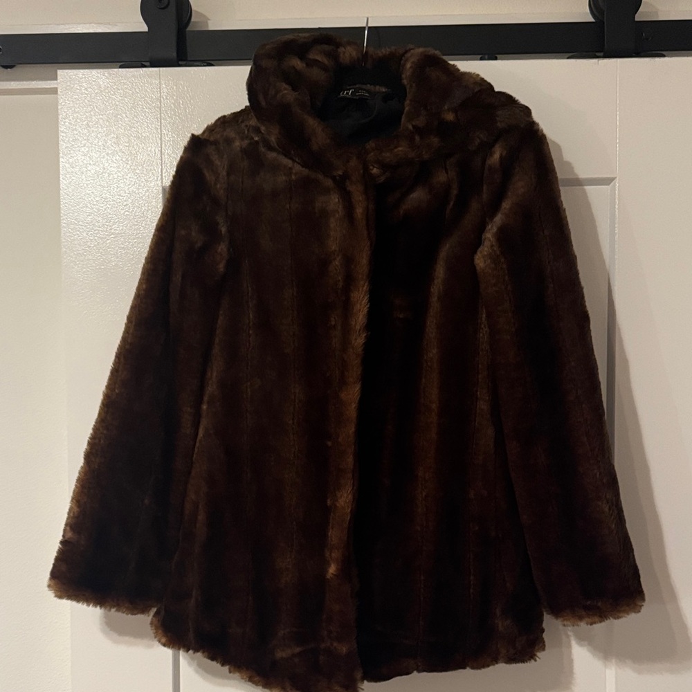 TRF Zara Luxurious Brown Faux Fur Coat - Picture 2 of 12